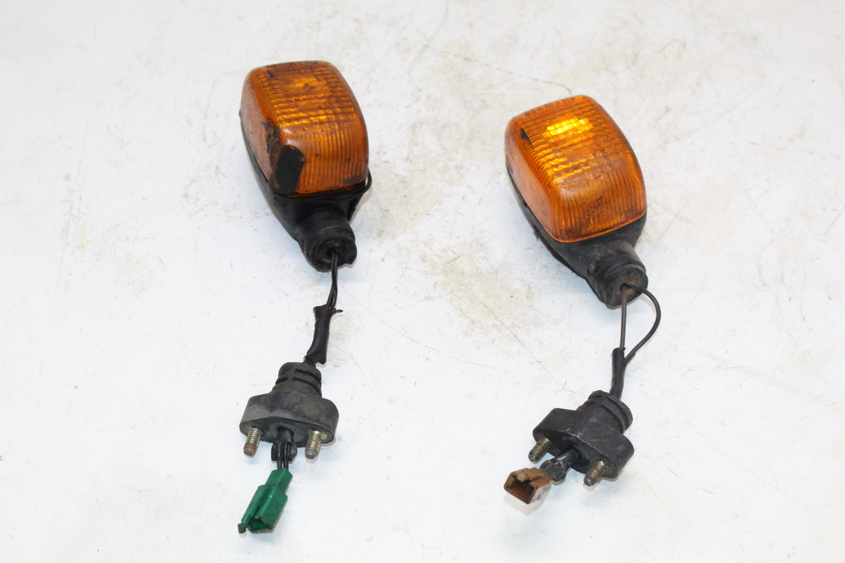 2002 Yamaha Zuma 50 YW50 OEM REAR LEFT RIGHT TURN SIGNALS LIGHT INDICATORS