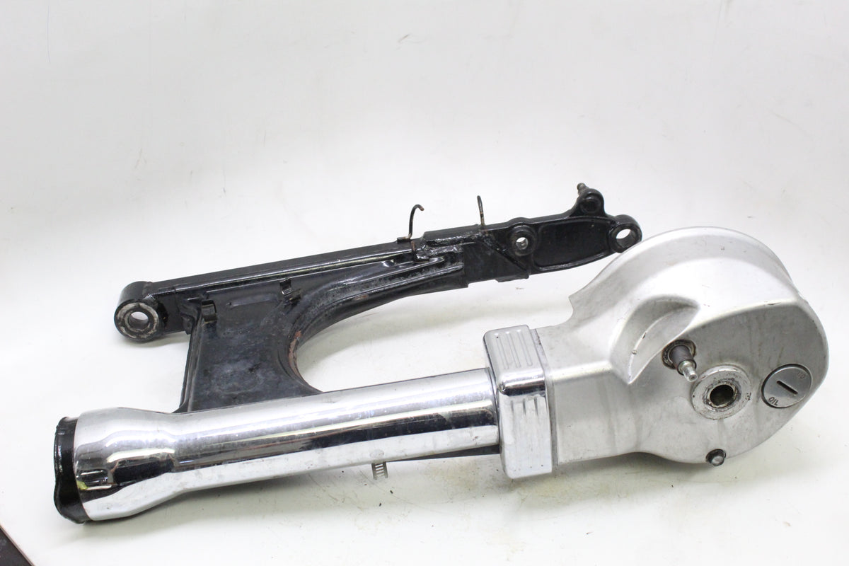 2005 KAWASAKI VULCAN 1500 VN1500 CLASSIC OEM SWINGARM FINAL DRIVE ASSEMBLY