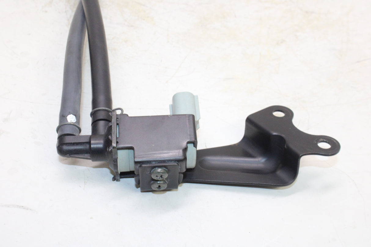 2005 Yamaha Road Star XV1700 OEM AIR VALVE SOLENOID TOP ENGINE SWITCH SENSOR