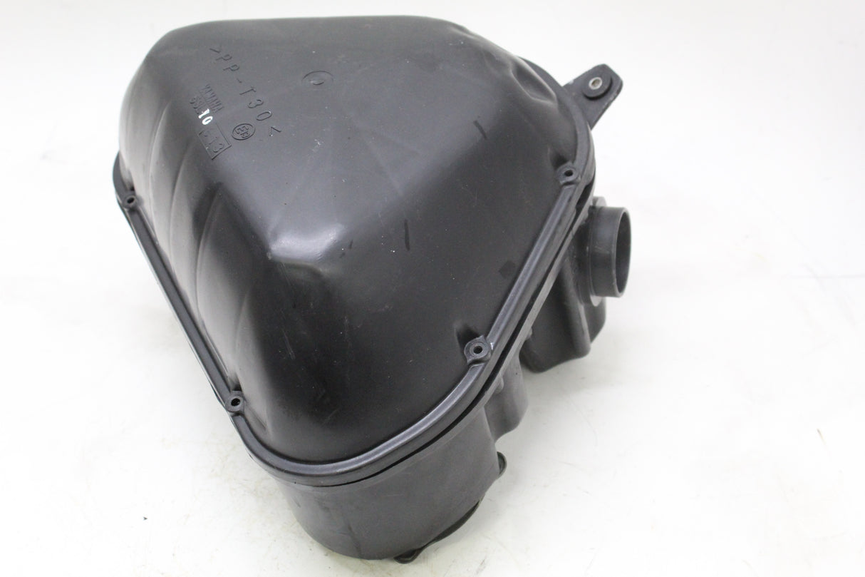 2005 Yamaha YZF R6 OEM AIRBOX AIR CLEANER FILTER BOX INTAKE HOUSING