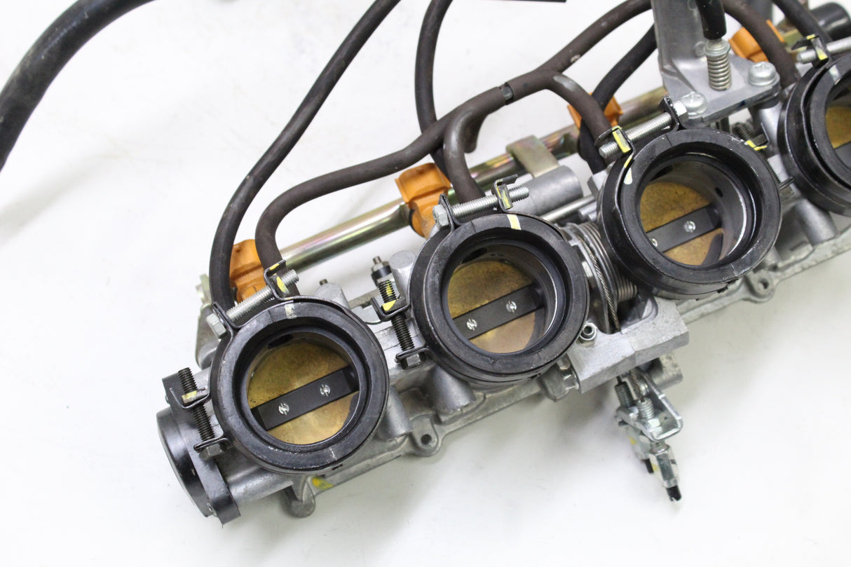 2006 Honda CBR600RR OEM MAIN FUEL INJECTORS / THROTTLE BODIES