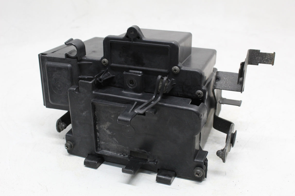 2005 Honda VTX1300S OEM REAR BACK TAIL UNDERTAIL BATTERY TRAY PLASTIC BRACKET