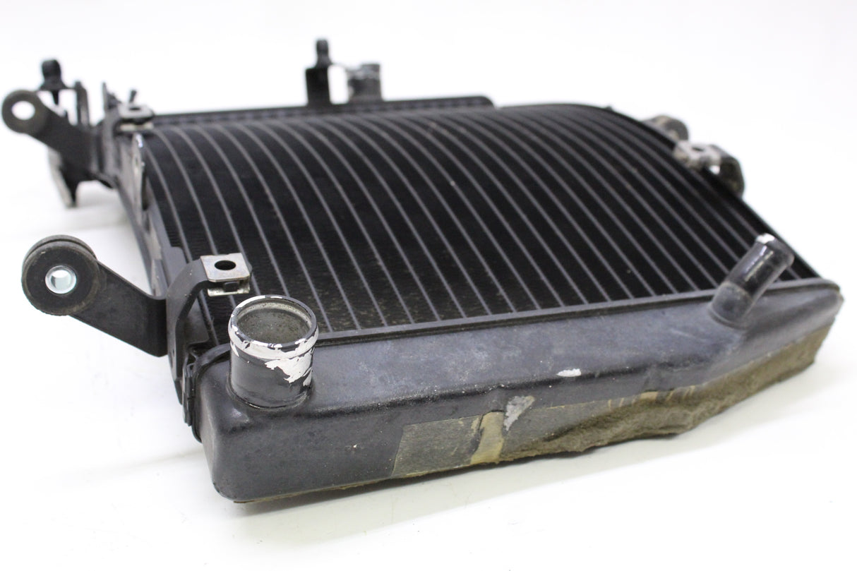 2007 Yamaha YZF R6S OEM ENGINE RADIATOR MOTOR COOLER COOLING RADIATER