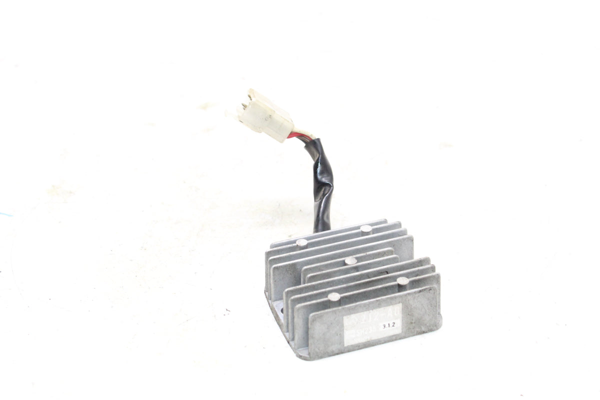 1983 Yamaha XC180 Riva 180 OEM Voltage Regulator Rectifier