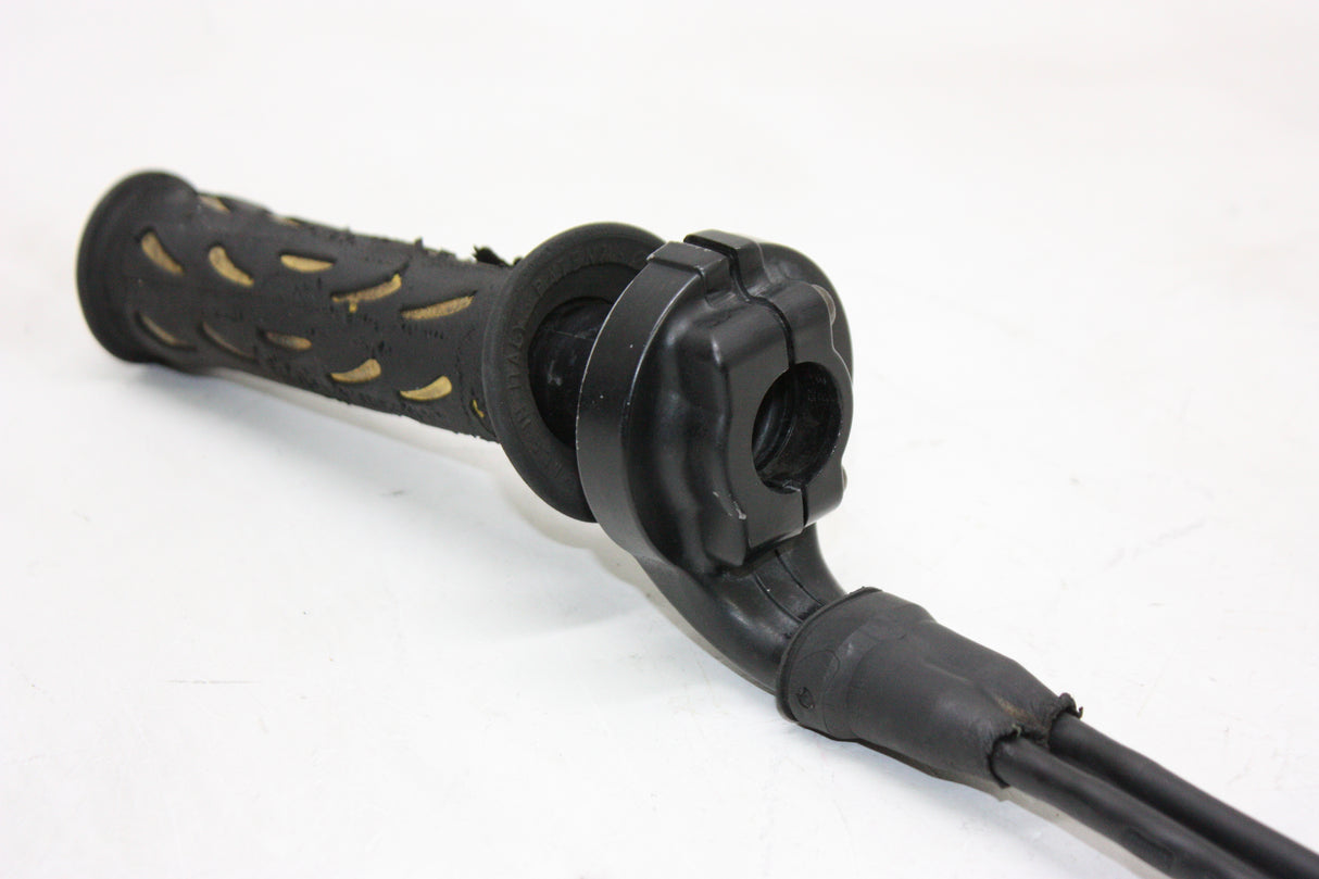 2004 Triumph Daytona 600 OEM THROTTLE HANDLE W HOUSING