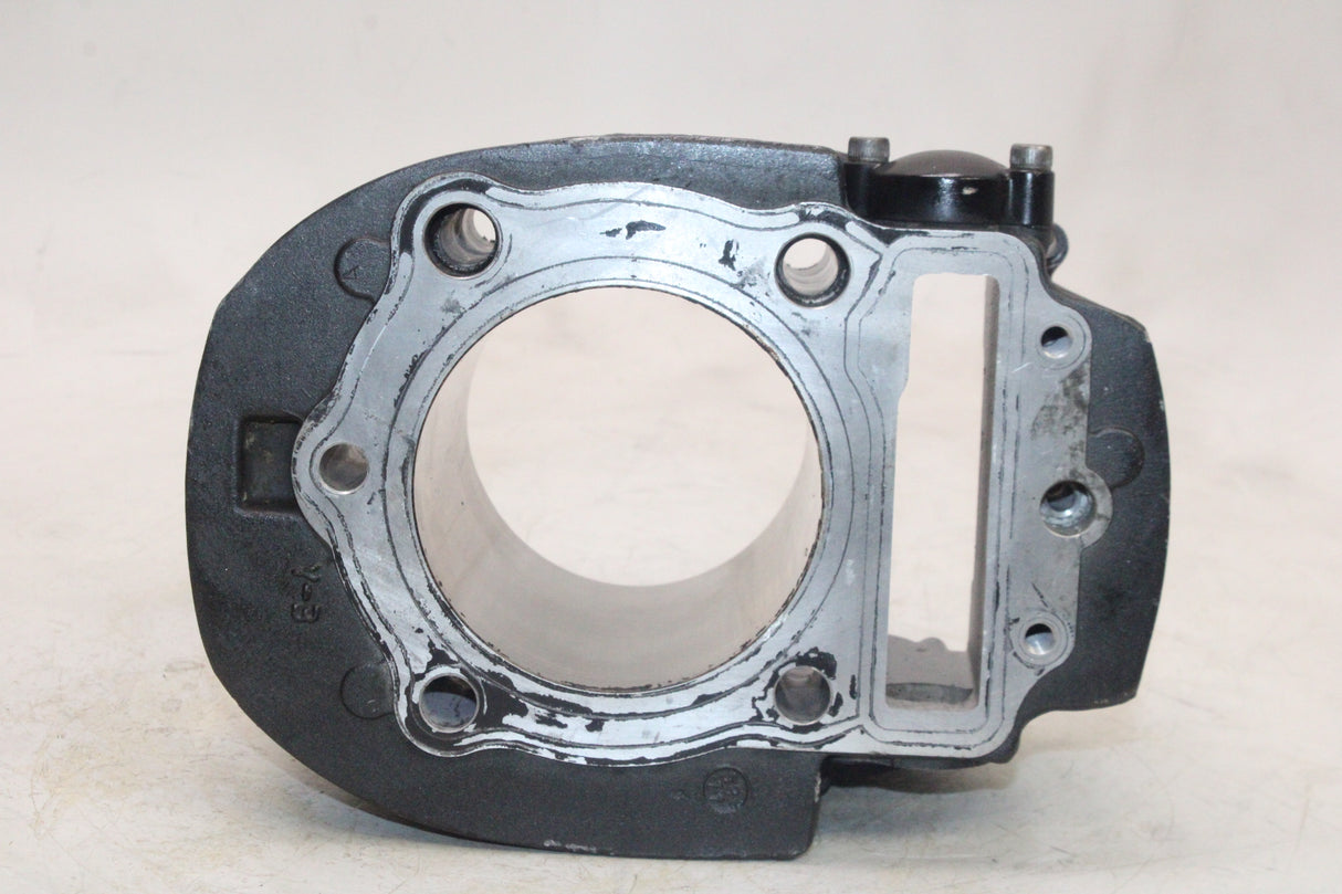 2006 Yamaha V Star 1100 XVS1100 OEM REAR ENGINE MOTOR PISTON CYLINDERS BLOCK JUG