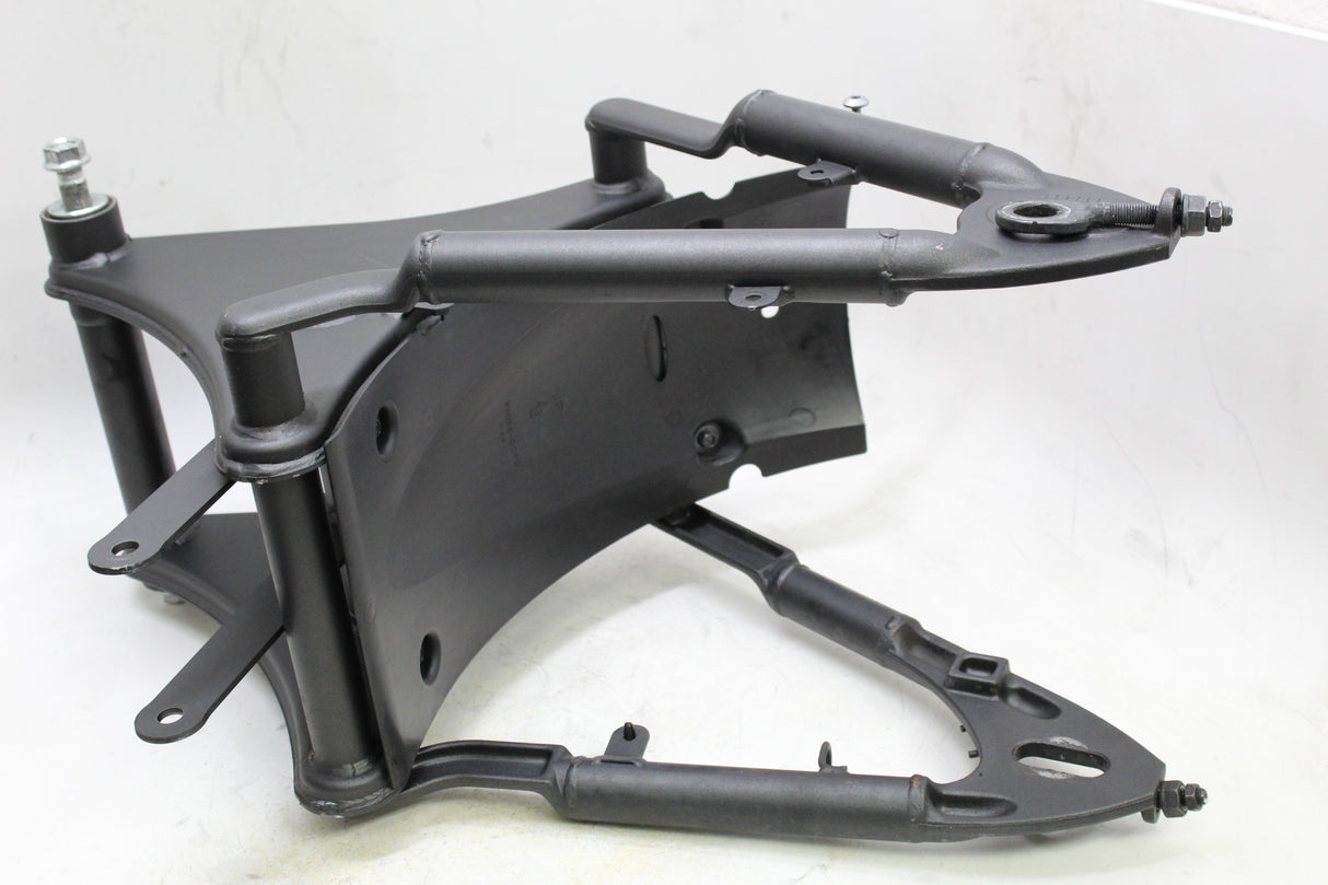 2012 Kawasaki Vulcan 900 VN900DF OEM REAR SWINGARM BACK SUSPENSION SWING ARM