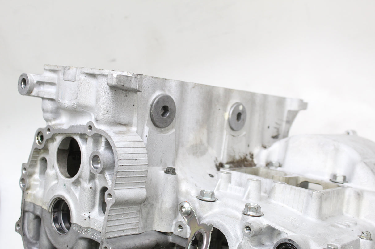 2007 Suzuki GSXR750 OEM ENGINE MOTOR CRANKCASE CRANK CASES BLOCK