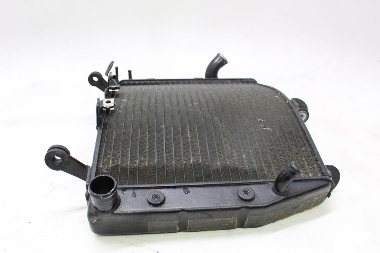 2005 Yamaha YZF R6 OEM ENGINE RADIATOR MOTOR COOLER COOLING RADIATER