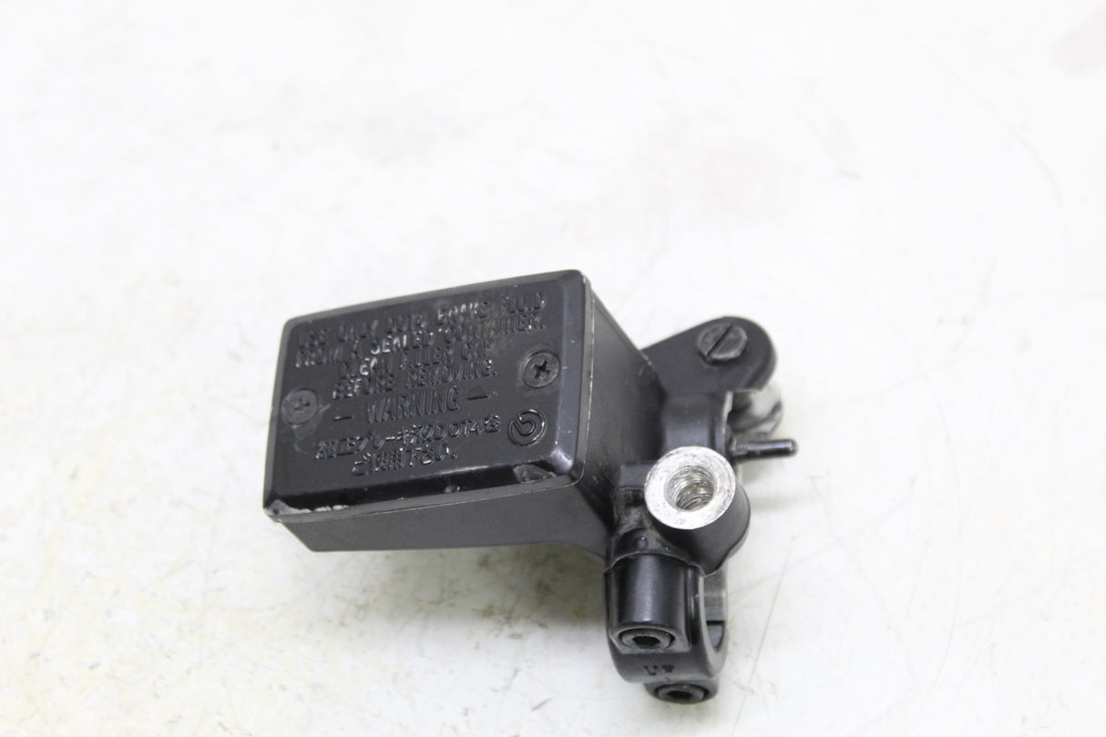 2017 Yamaha FZ10 OEM FRONT BRAKE MASTER CYLINDER