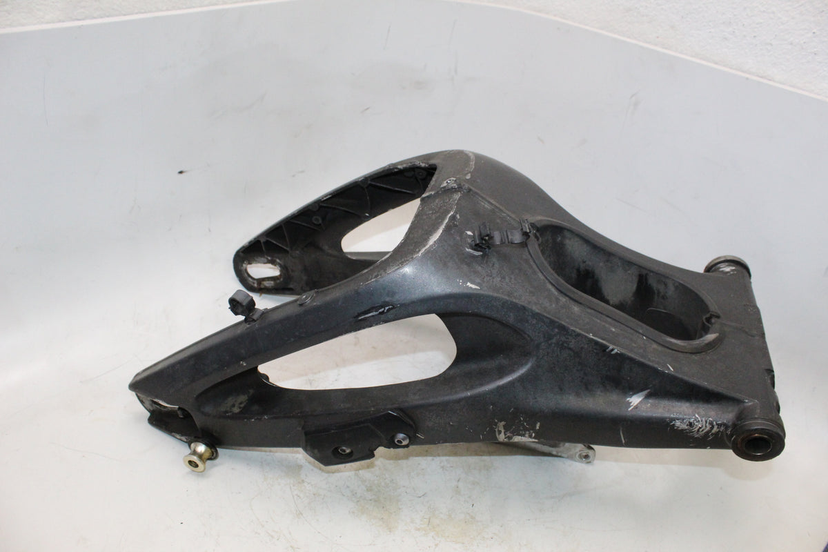 2009 Yamaha YZF R6S OEM REAR SWINGARM BACK SUSPENSION SWING ARM