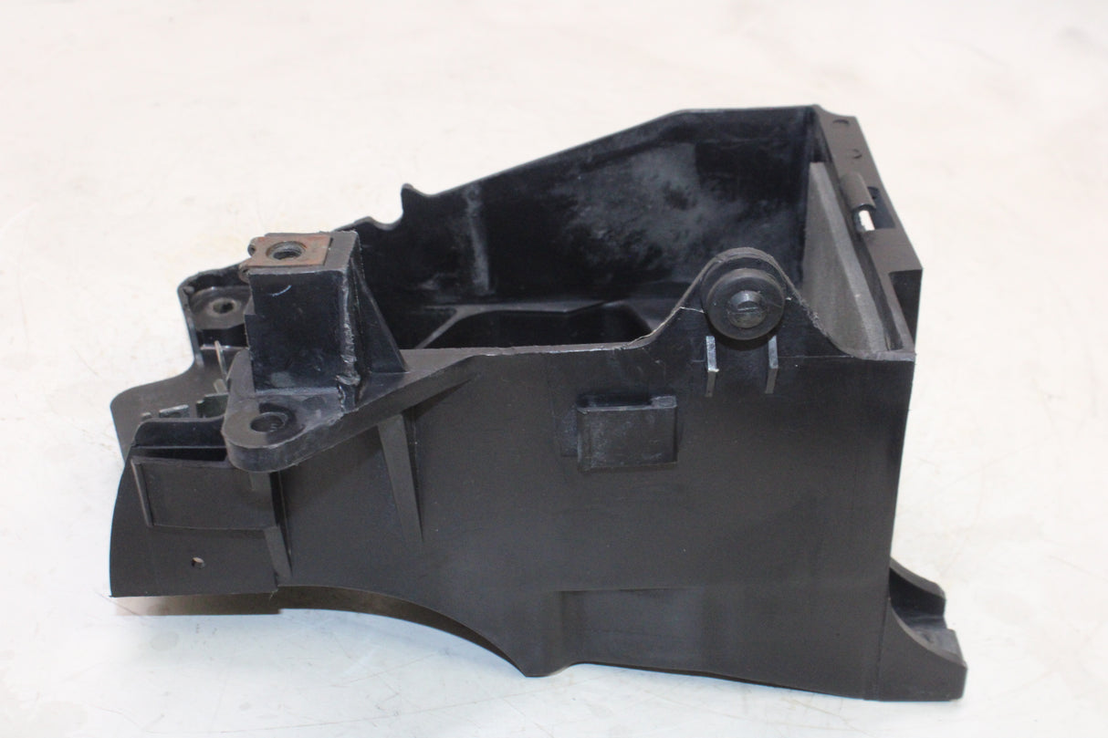 2007 Yamaha V Star 650 OEM REAR BACK TAIL UNDERTAIL BATTERY TRAY PLASTIC