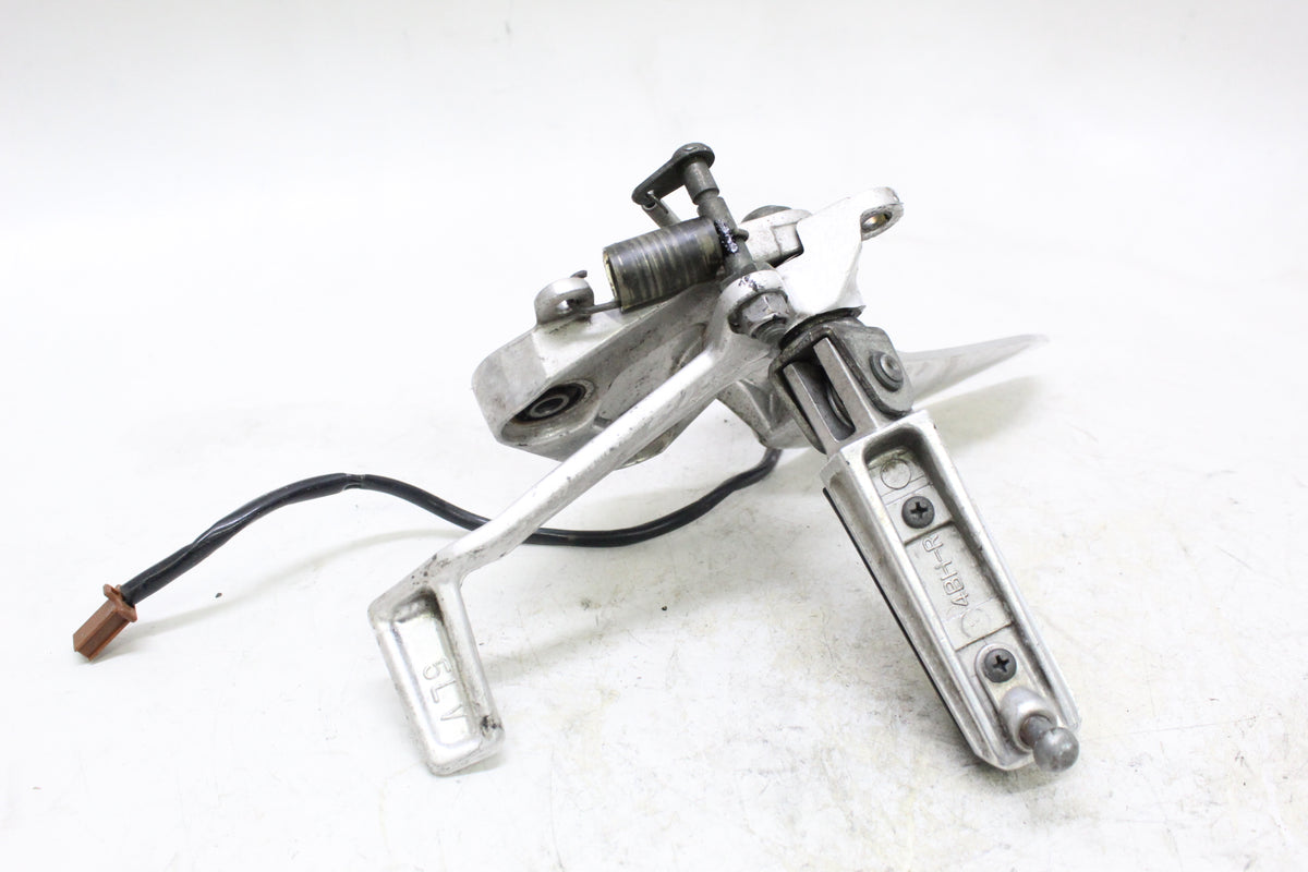 2003 Yamaha FZ1 FZS1000 Fazer OEM Right Rearset Foot Peg Brake Pedal