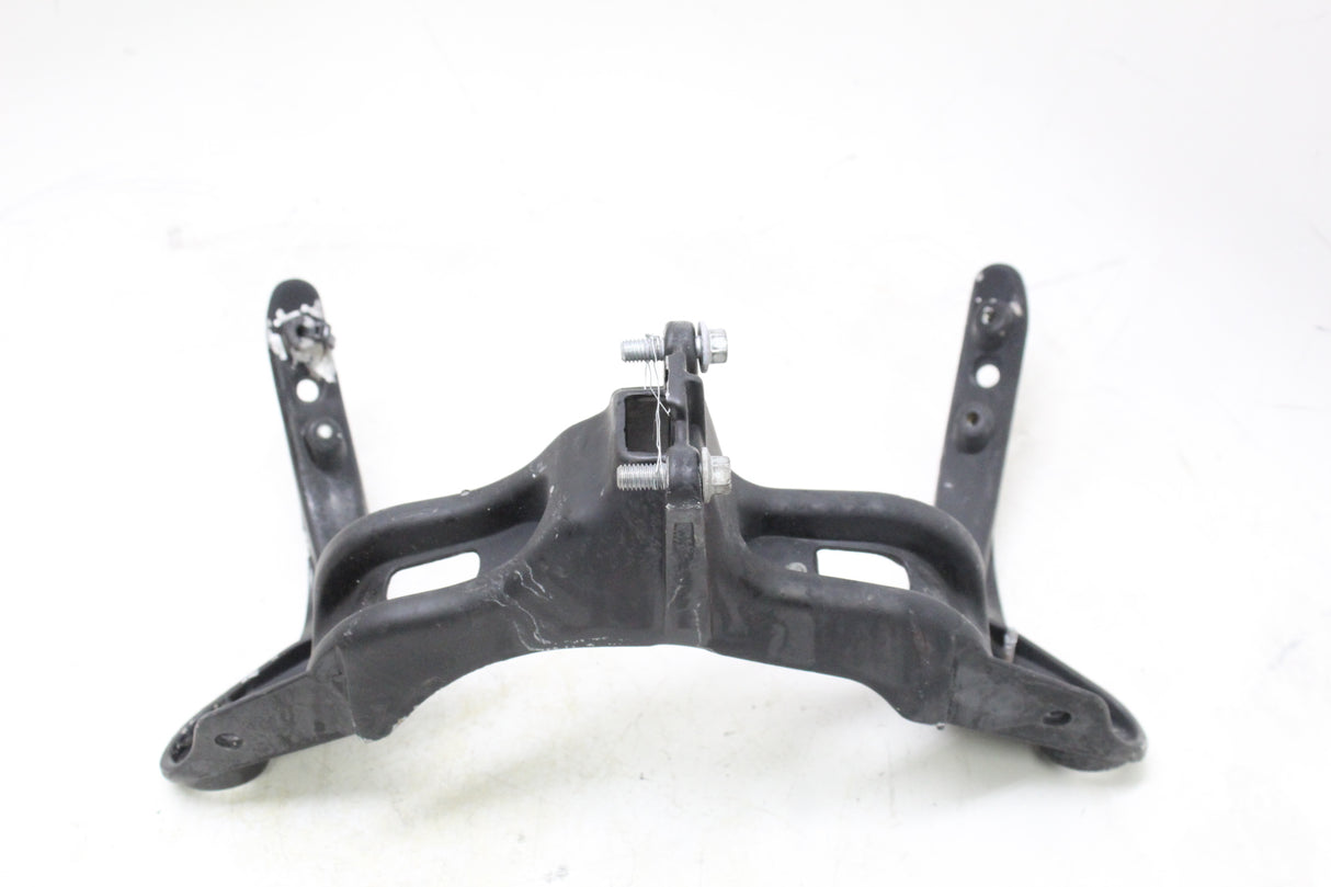 2004 SUZUKI GSXR600 OEM FRONT UPPER FAIRING STAY BRACKET
