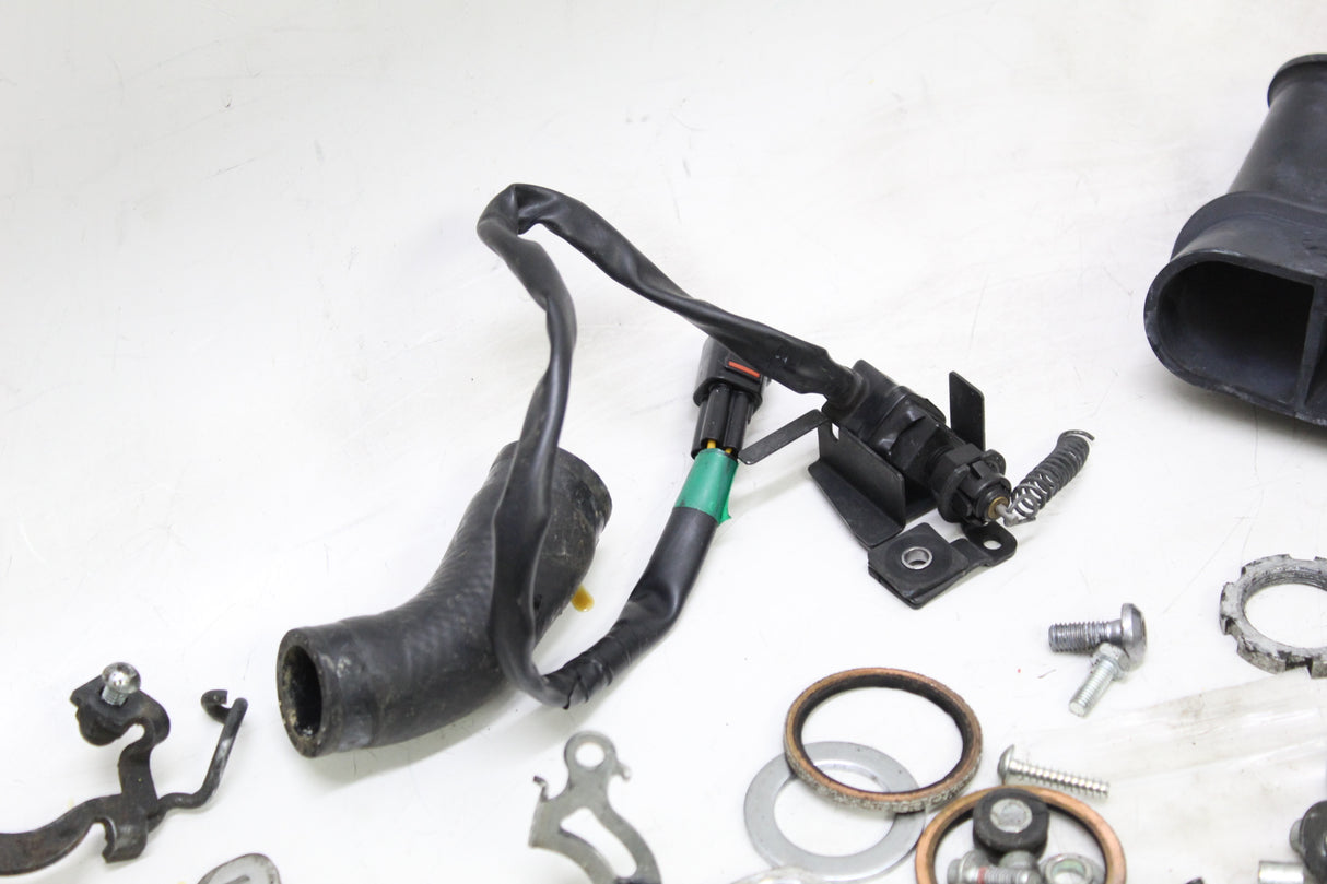 2017 Yamaha FZ10 OEM BOLTS BRACKETS SET