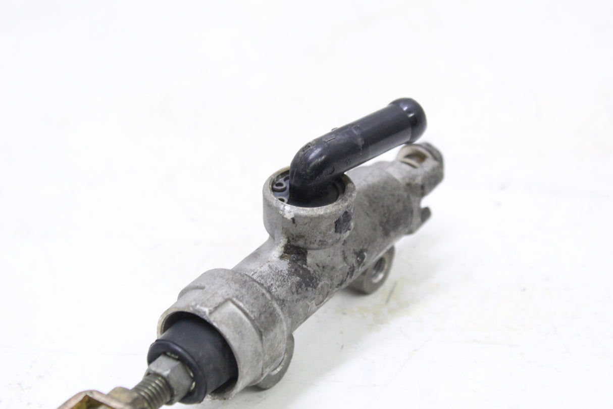 1992 KAWASAKI NINJA 600R ZX600C OEM REAR BRAKE MASTER CYLINDER