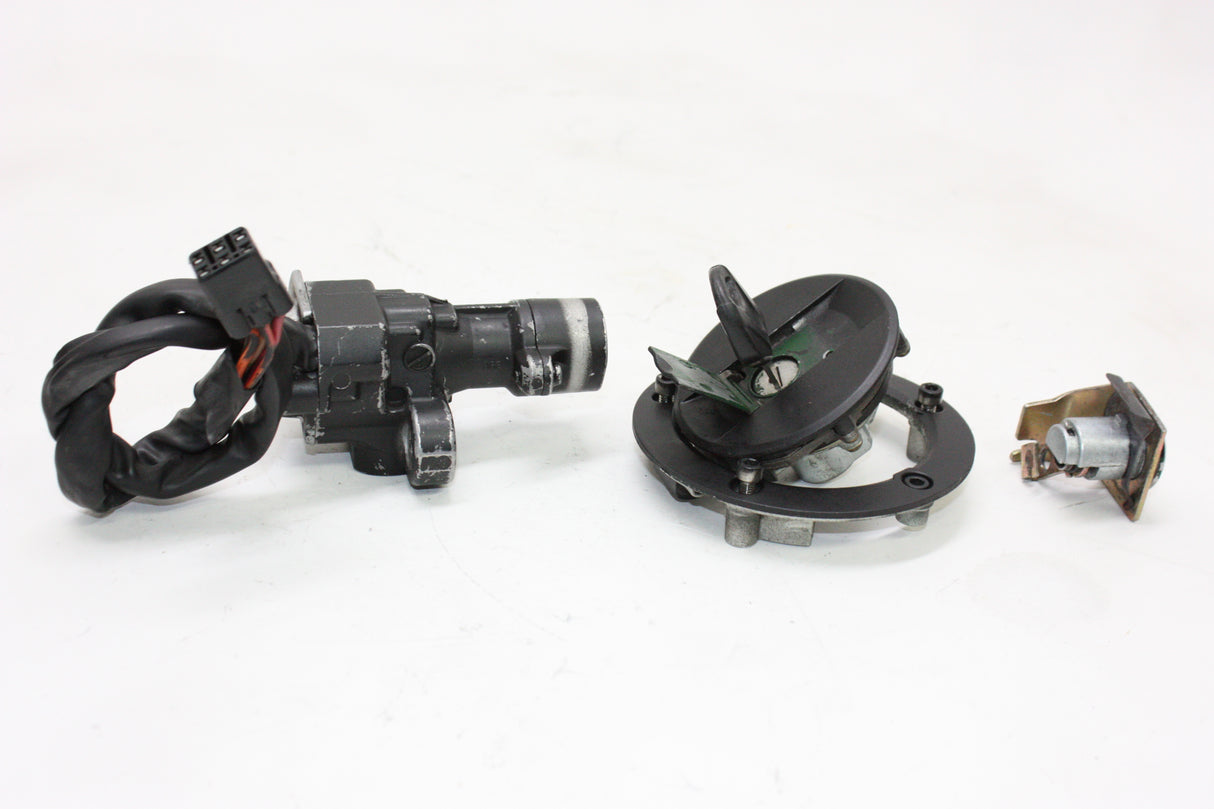 2005 Suzuki GSXR600 OEM IGNITION LOCK KEY SET W/ GAS CAP AND SEAT LOCK