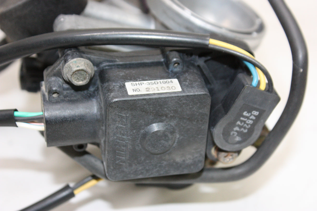 2004 Triumph Daytona 600 OEM MAIN FUEL INJECTORS / THROTTLE BODIES