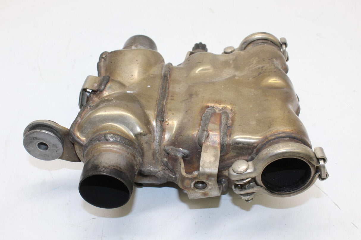 16-20 Triumph Street Twin 900 Exhaust Mid Cat Section Oem - Gold River Motorsports