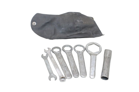 Maintenance, Stands & Towing