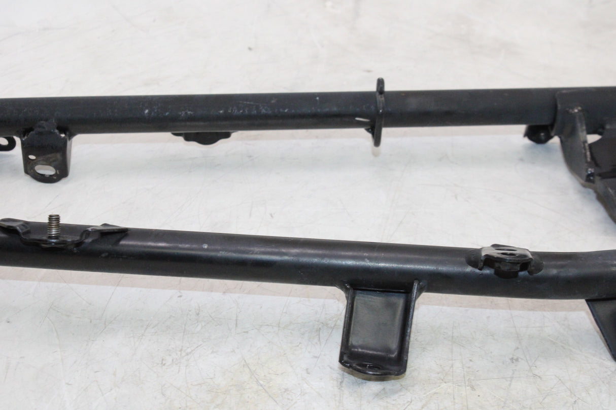 2010 Honda Elite 110 NHX110 OEM RIGHT REAR BACK PASSENGER PEG W BRACKET PAIR