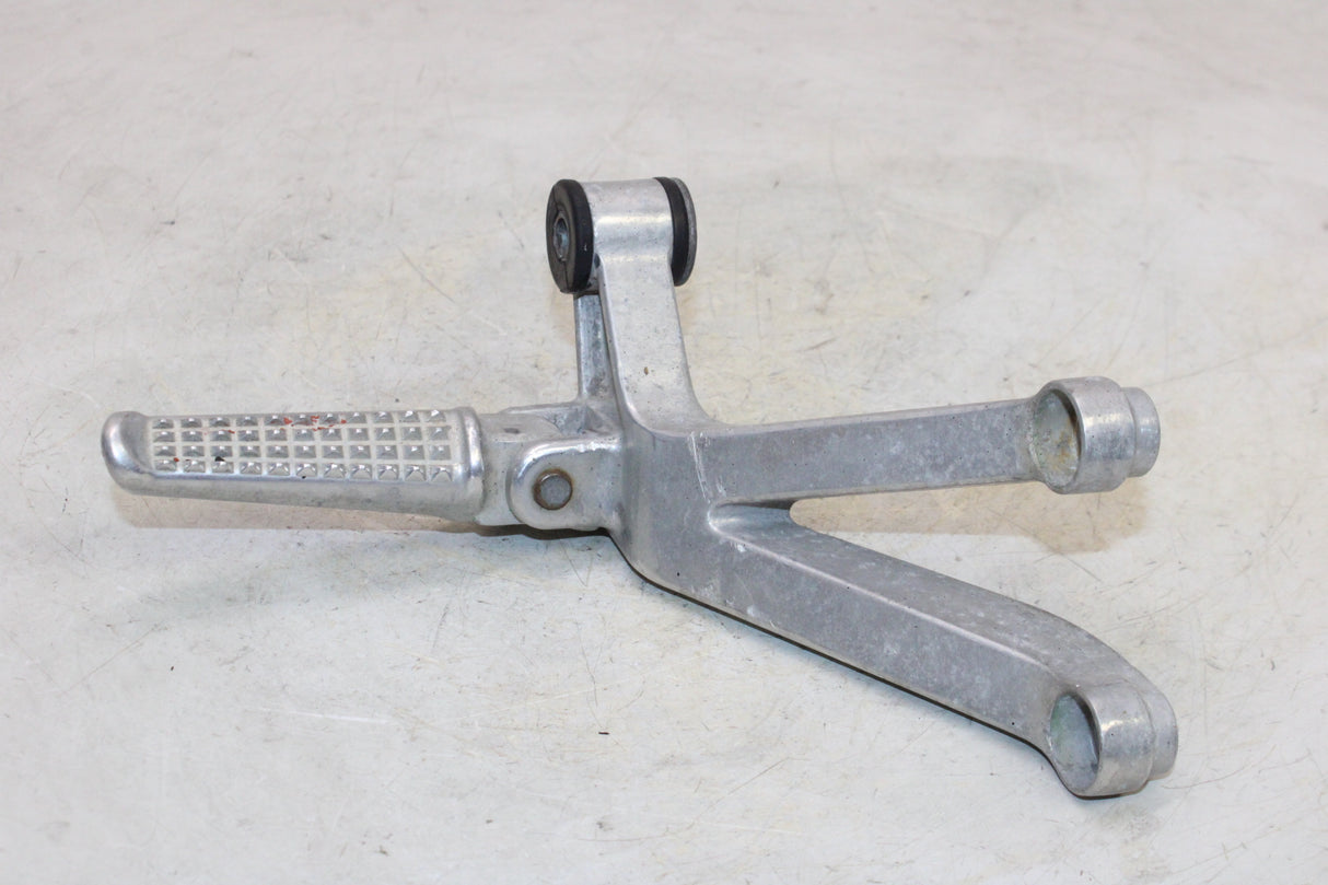 2000 Honda CBR900RR OEM RIGHT REAR BACK PASSENGER PEG