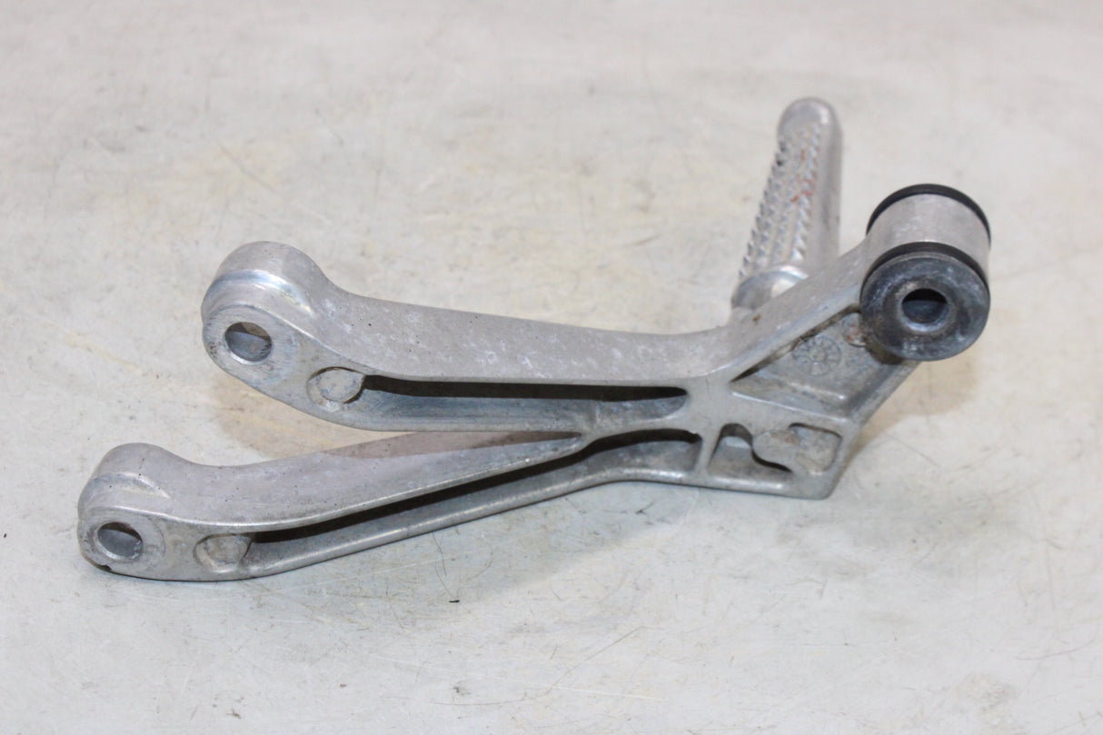 2000 Honda CBR900RR OEM RIGHT REAR BACK PASSENGER PEG