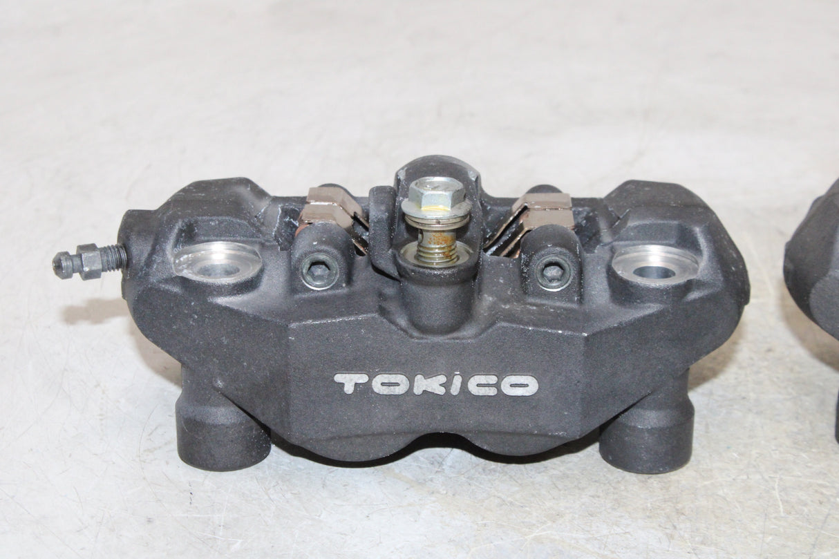 2007 Suzuki GSXR600 OEM RIGHT LEFT FRONT BRAKE CALIPER SET PAIR CALIPERS