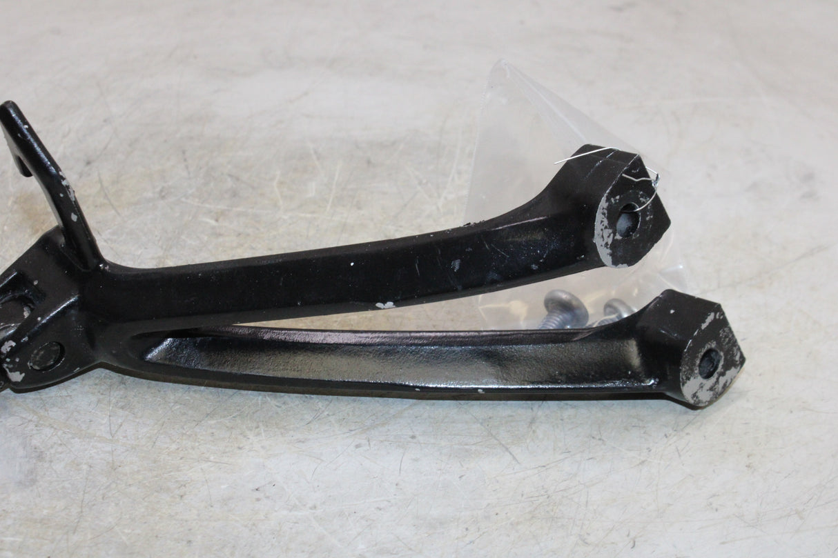2007 Suzuki GSXR600 OEM RIGHT REAR BACK PASSENGER PEG