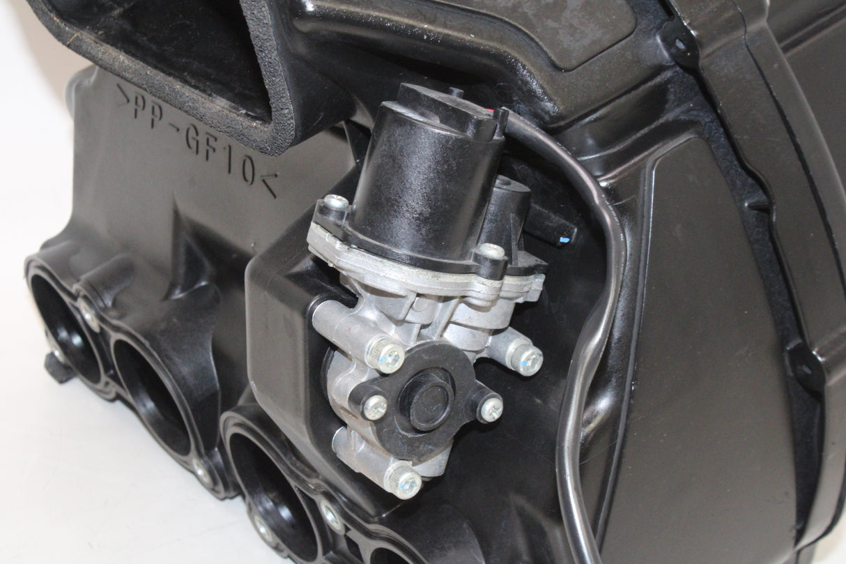 2009 Yamaha YZF R1 OEM AIRBOX AIR INTAKE FILTER BOX