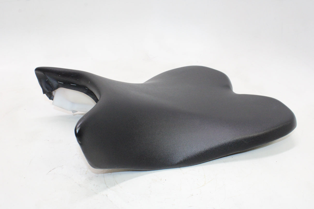 2009 Yamaha YZF R1 OEM FRONT DRIVERS SEAT PAD SADDLE PILLION