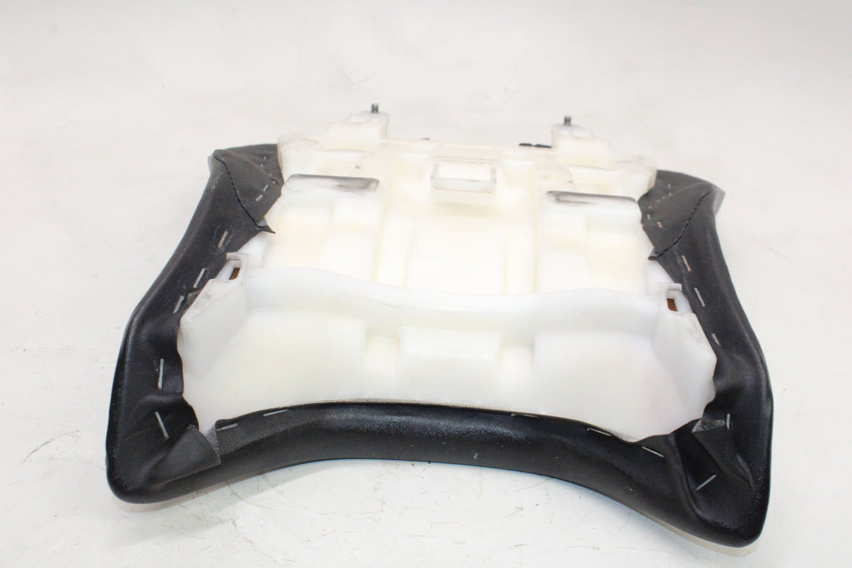 2009 Yamaha YZF R1 OEM FRONT DRIVERS SEAT PAD SADDLE PILLION