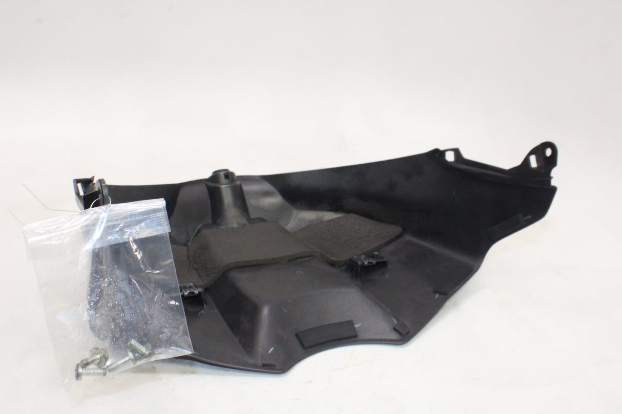 2009 Yamaha YZF R1 OEM GAT TANK COWL COVER PANEL