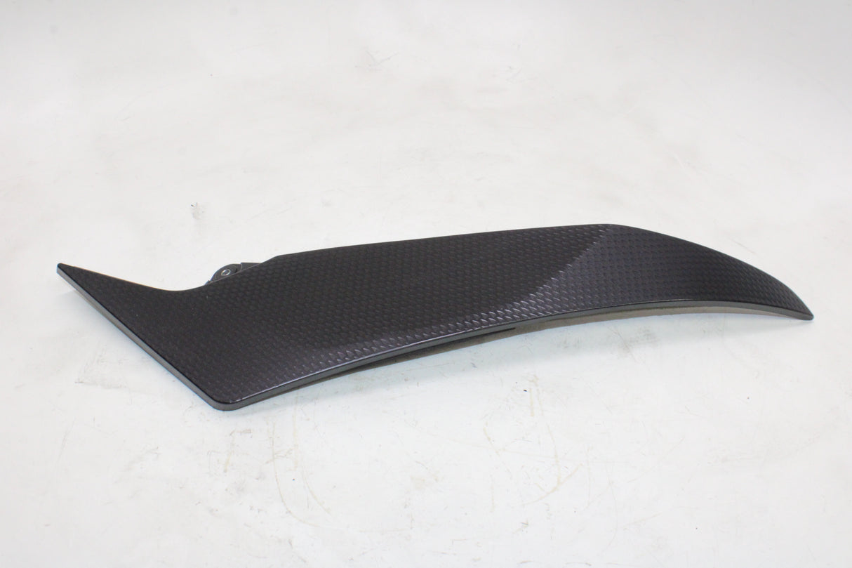 2009 Yamaha YZF R1 OEM RIGHT GAS TANK FUEL CELL PANEL COVER TRIM COWL