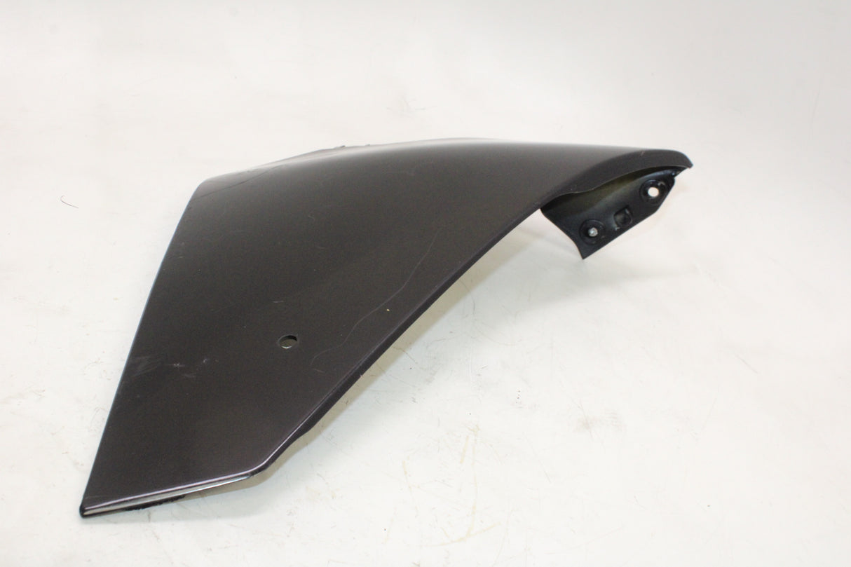 2009 Yamaha YZF R1 OEM RIGHT LOWER BOTTOM BELLY FAIRING COWL