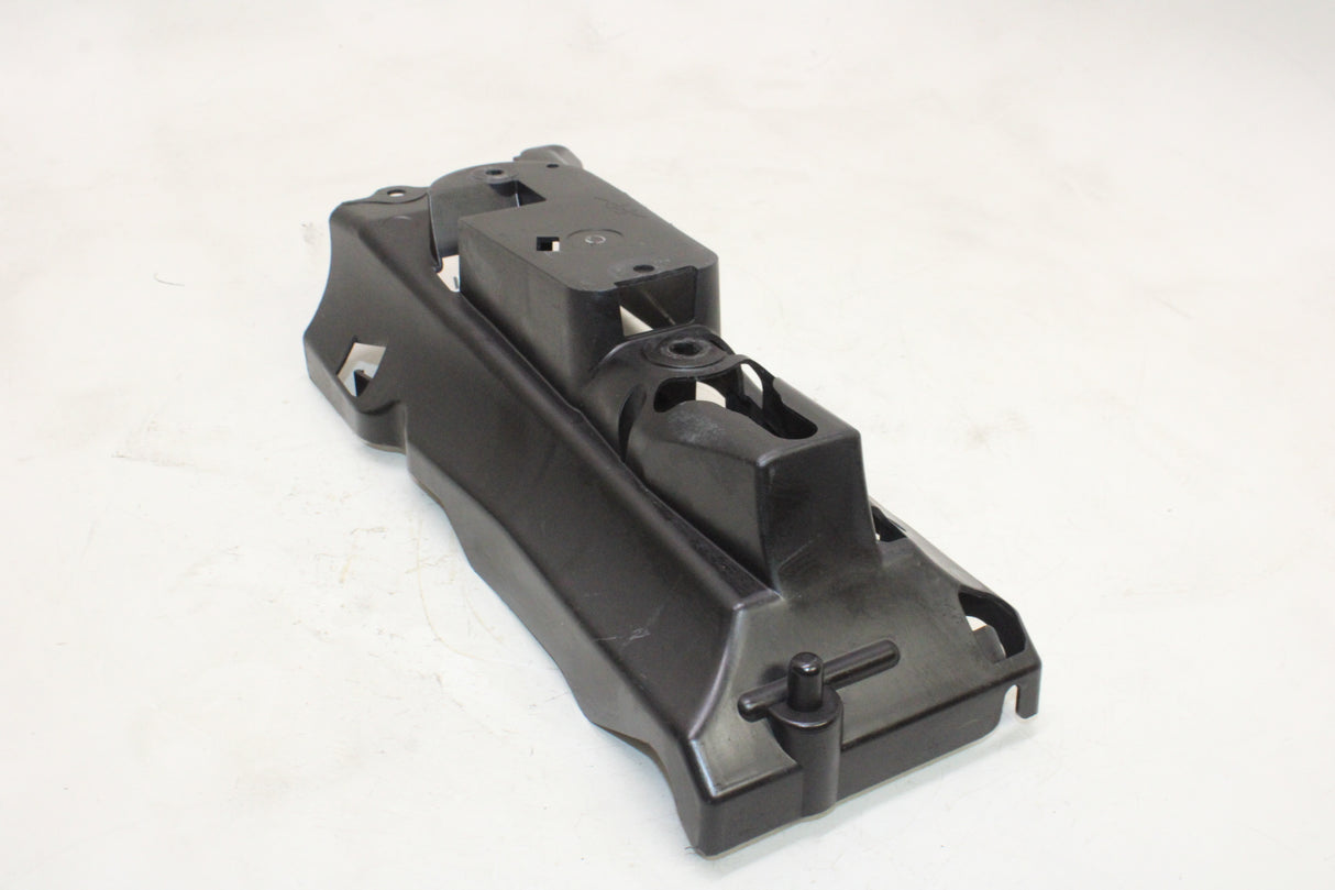 2009 Yamaha YZF R1 OEM REAR CENTER INNER COWL FAIRING