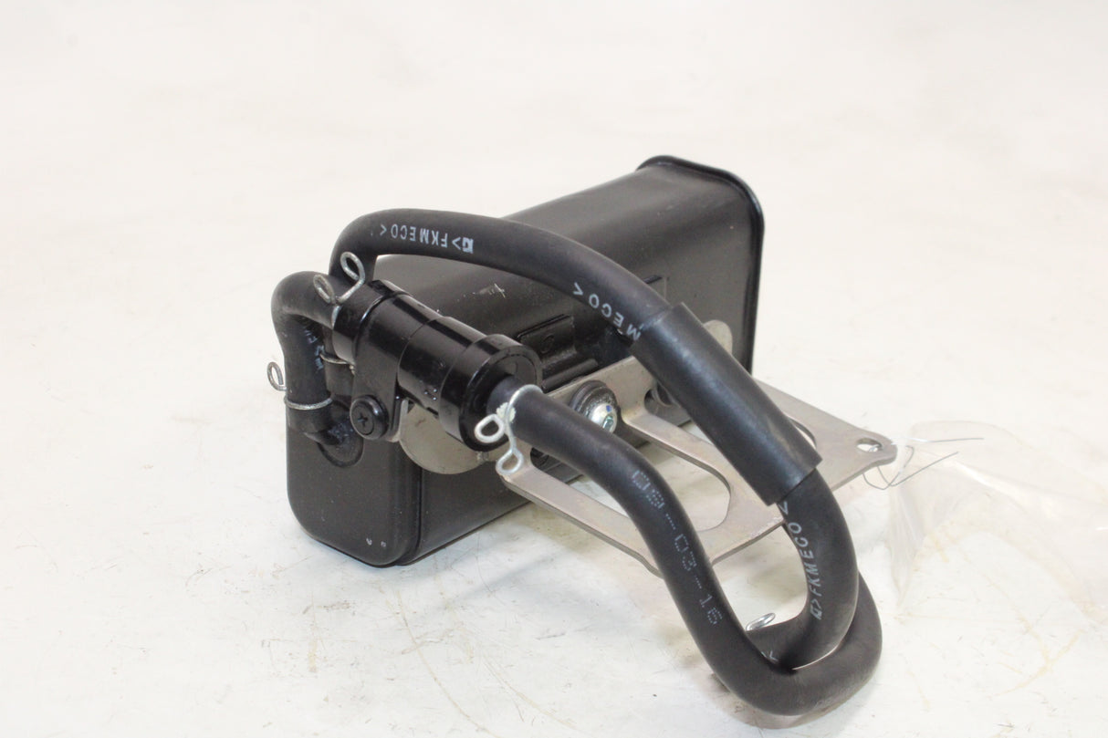 2009 Yamaha YZF R1 OEM EVAP VAPOR CHARCOAL EMISSION CANISTER
