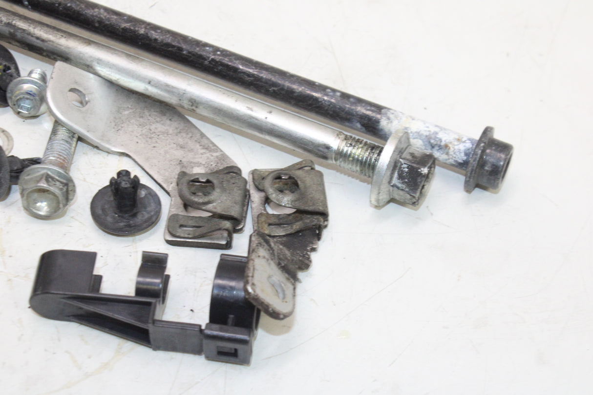 2009 Yamaha YZF R1 OEM ENGINE MOUNTING BOLTS HARDWARE MOTOR SCREWS