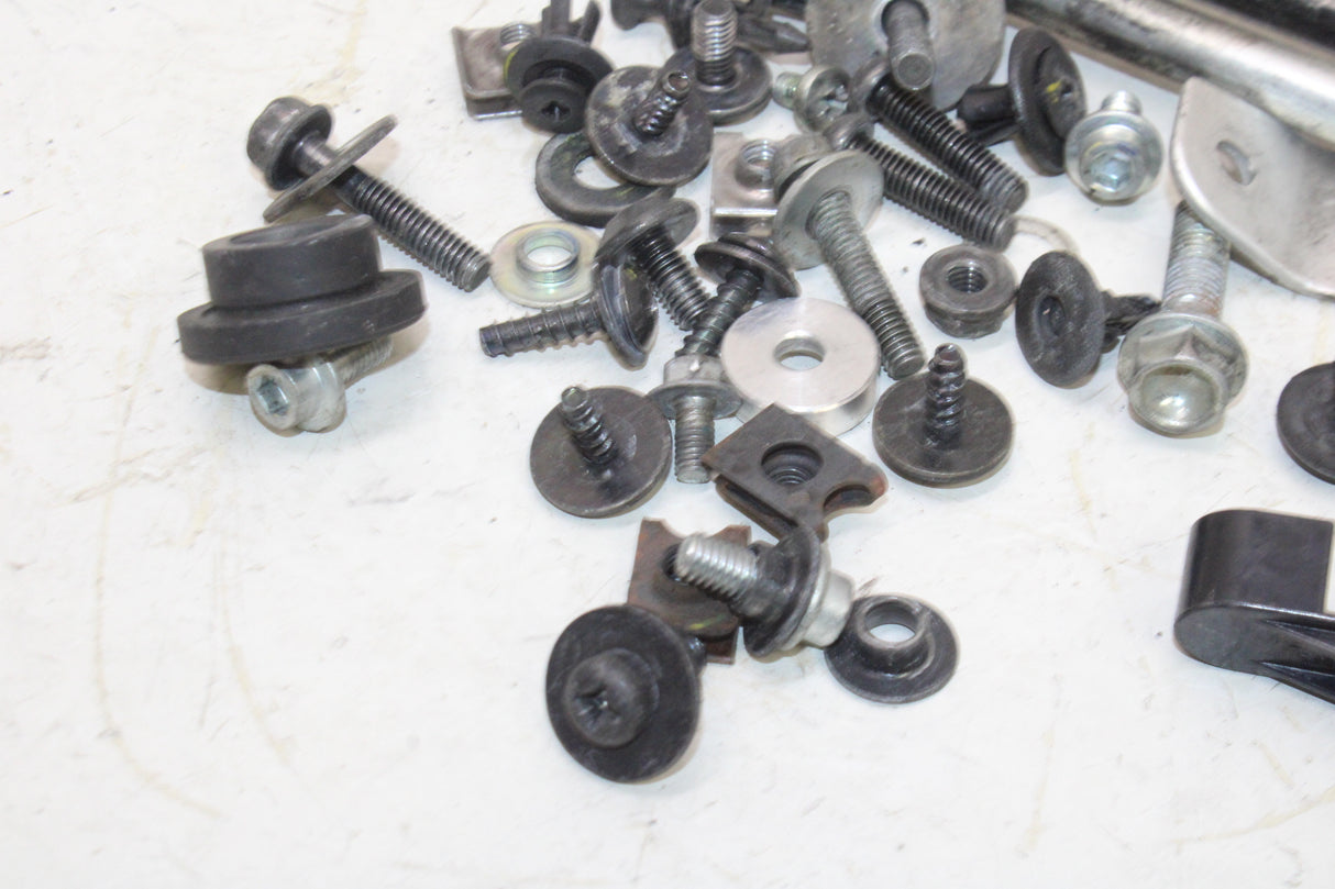 2009 Yamaha YZF R1 OEM ENGINE MOUNTING BOLTS HARDWARE MOTOR SCREWS