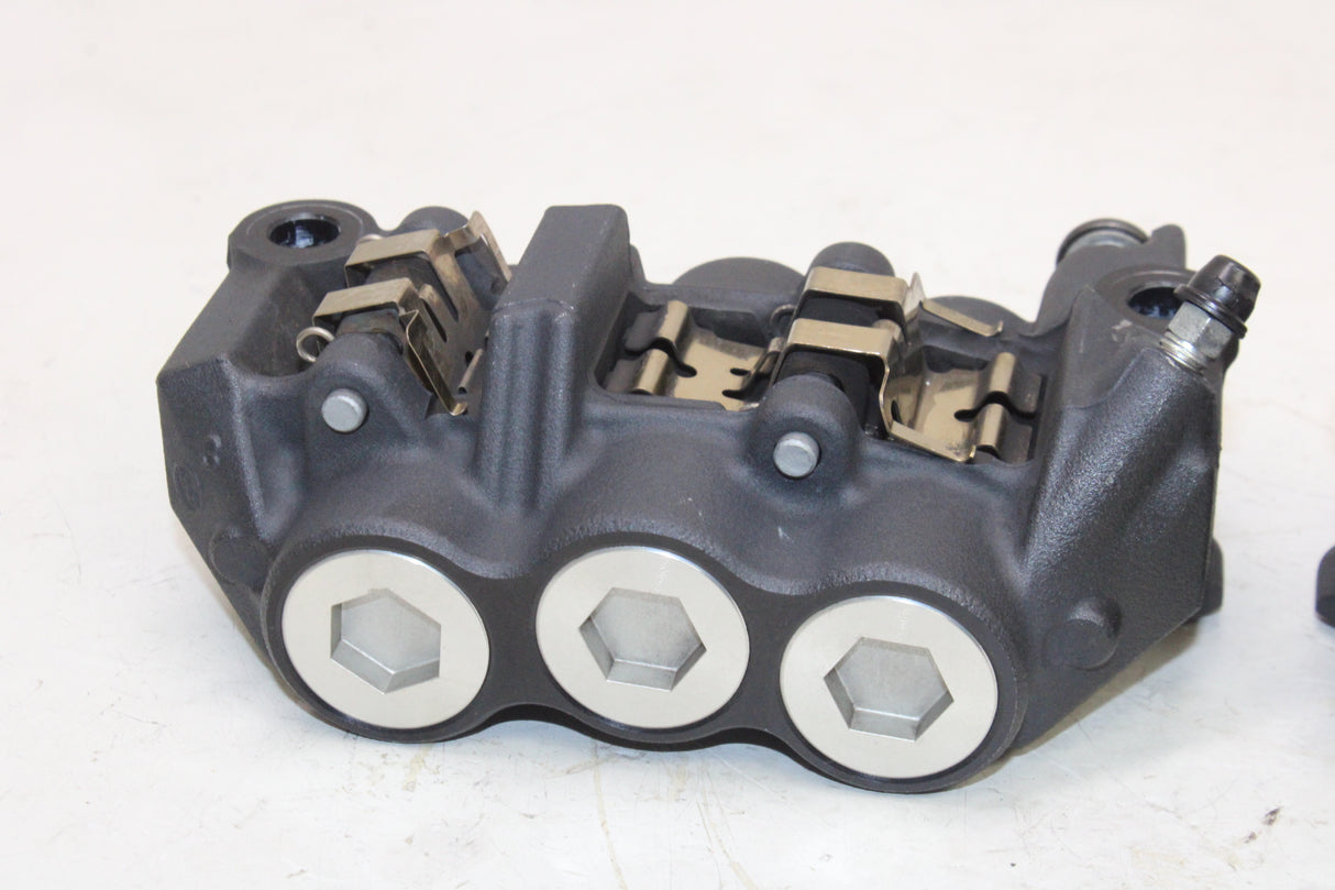 2009 Yamaha YZF R1 OEM RIGHT LEFT FRONT BRAKE CALIPER SET PAIR CALIPERS
