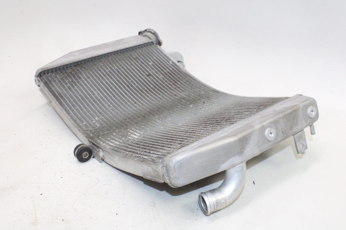 2009 Yamaha YZF R1 OEM ENGINE RADIATOR MOTOR COOLER COOLING W CAP