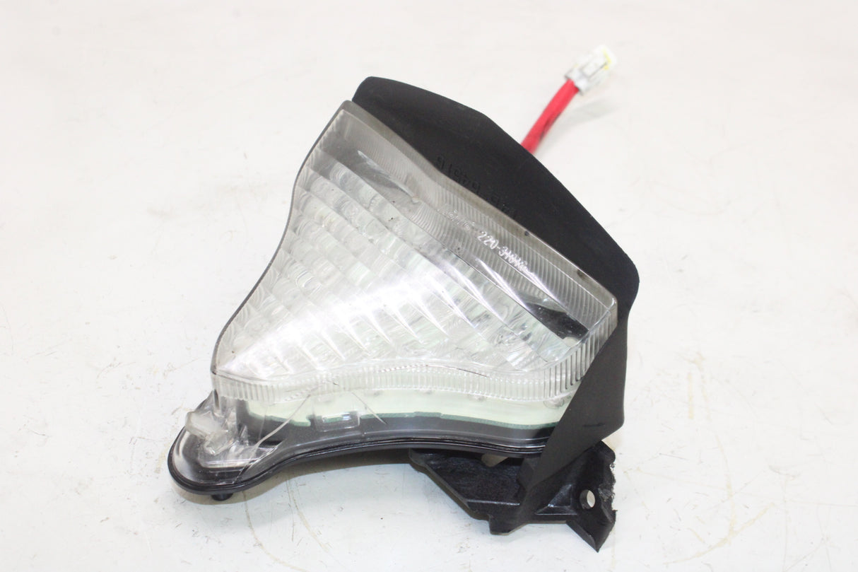 2009 Yamaha YZF R1 OEM REAR TAIL TAILLIGHT BACK BRAKE LIGHT