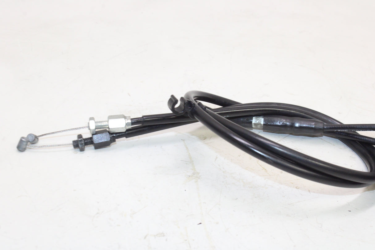 2009 Yamaha YZF R1 OEM THROTTLE CABLE LINE HOUSING GUIDE W CABLE