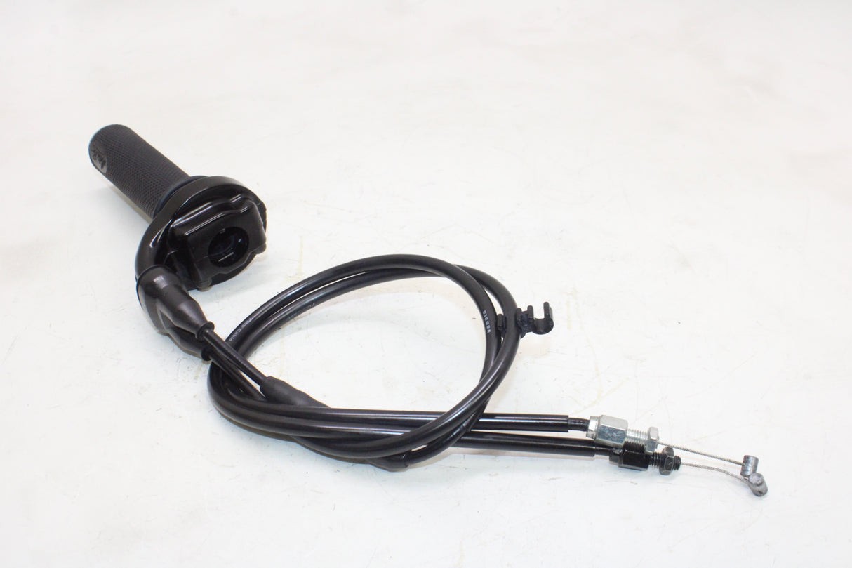 2009 Yamaha YZF R1 OEM THROTTLE CABLE LINE HOUSING GUIDE W CABLE