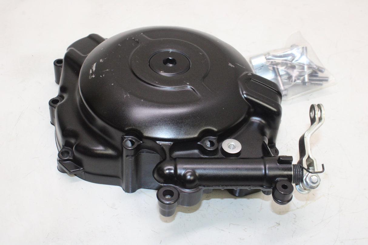 2020 Suzuki SV650 OEM STATOR MAGNETO ALTERNATOR GENERATOR COVER