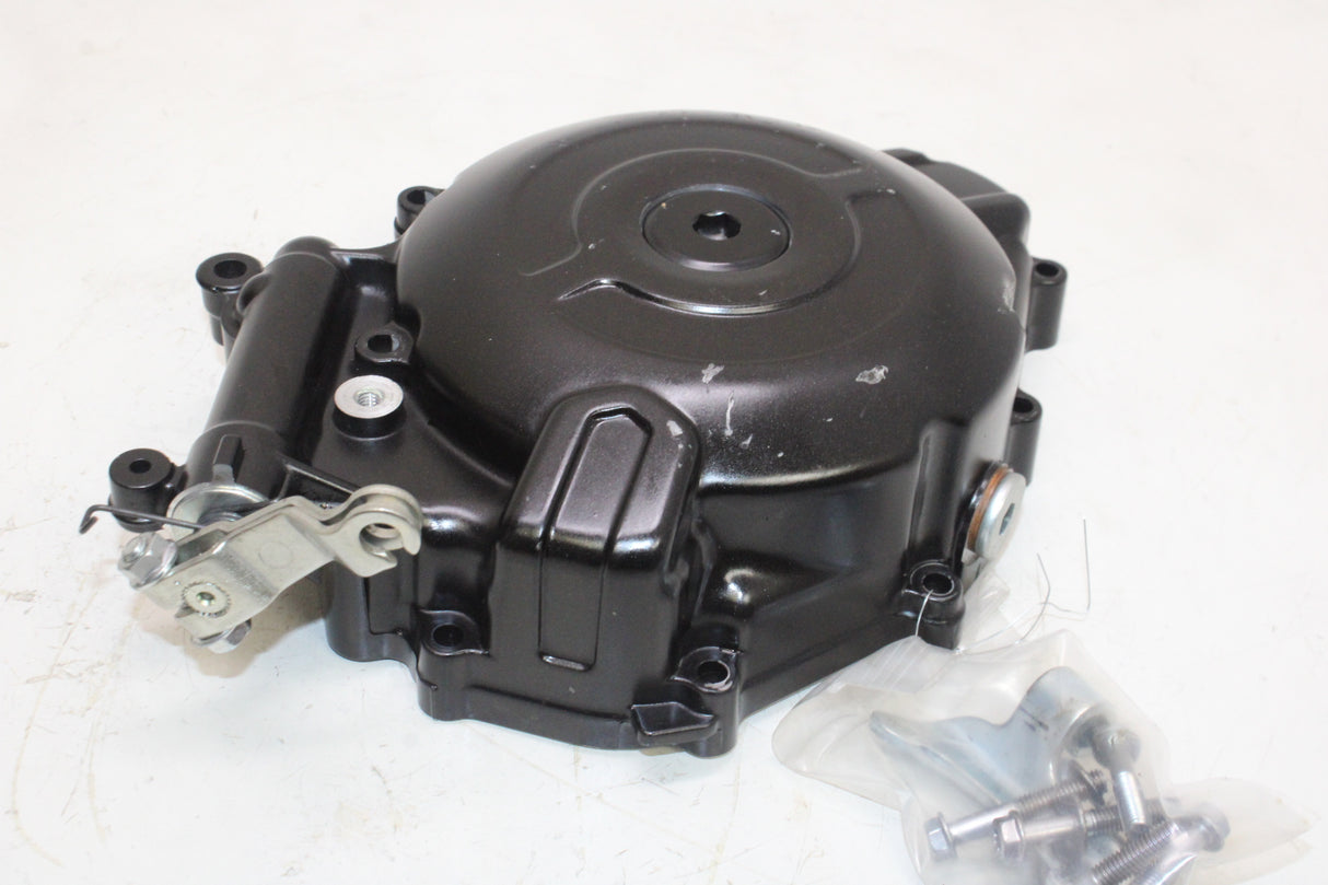 2020 Suzuki SV650 OEM STATOR MAGNETO ALTERNATOR GENERATOR COVER