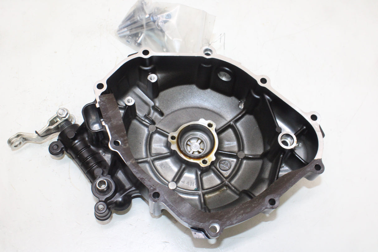 2020 Suzuki SV650 OEM STATOR MAGNETO ALTERNATOR GENERATOR COVER