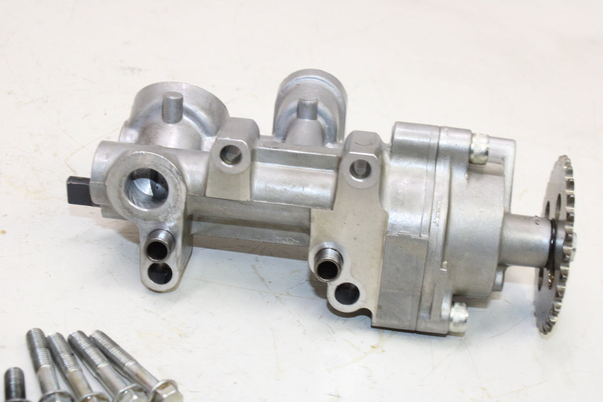 2007 Suzuki GSXR750 OEM ENGINE MOTOR OIL PUMP