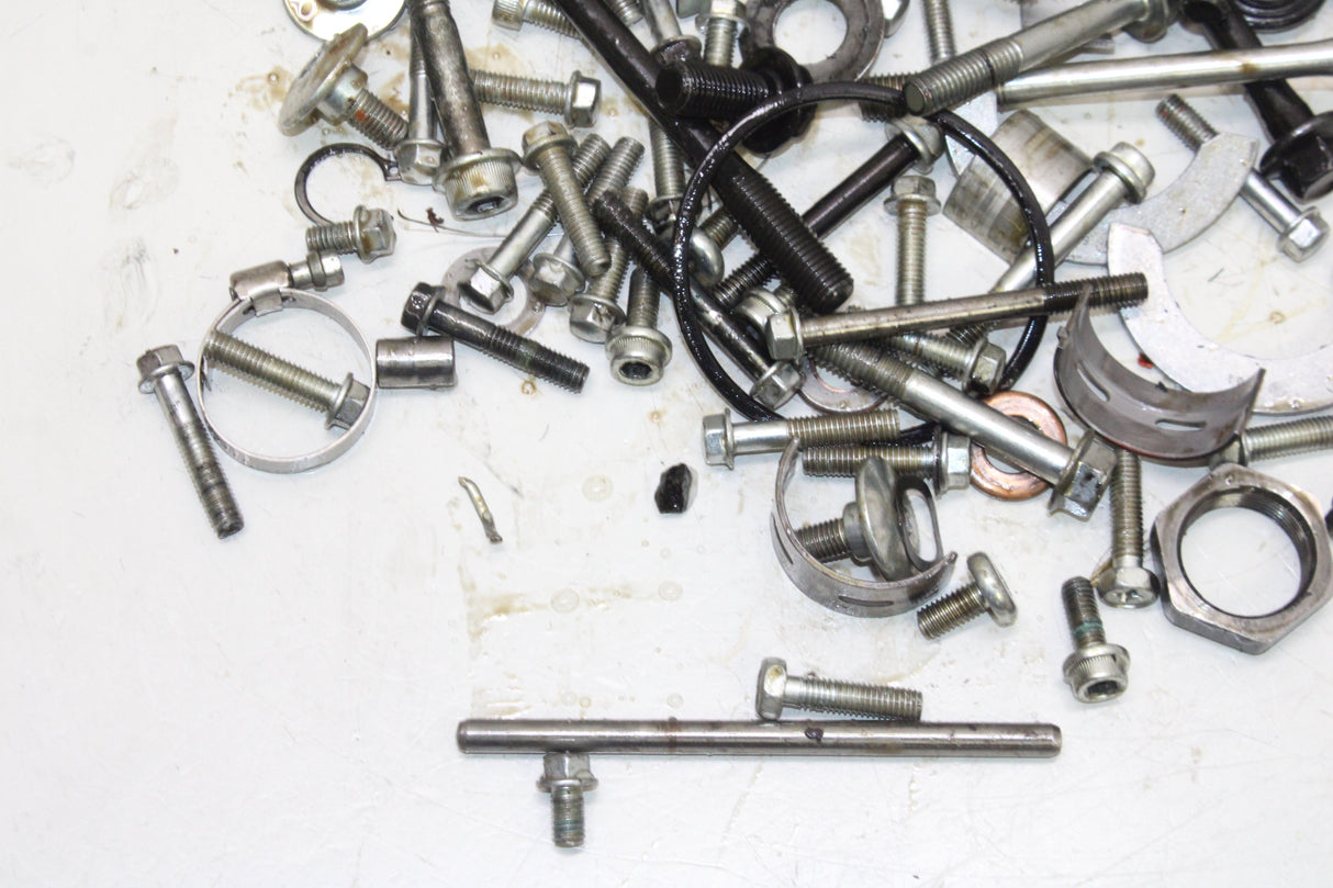 2007 Suzuki GSXR750 OEM ENGINE MOUNTING BOLTS HARDWARE MOTOR SCREWS