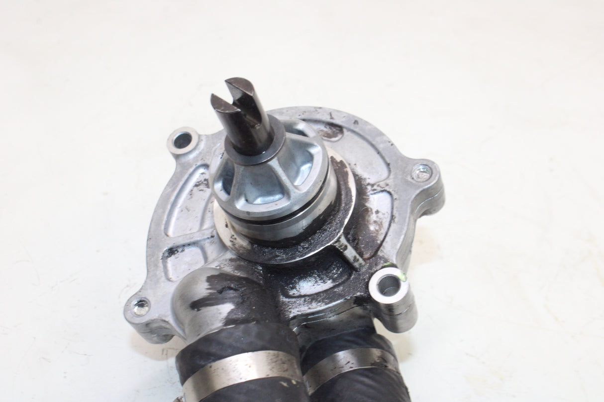 2007 Suzuki GSXR750 OEM ENGINE WATER COOLANT PUMP